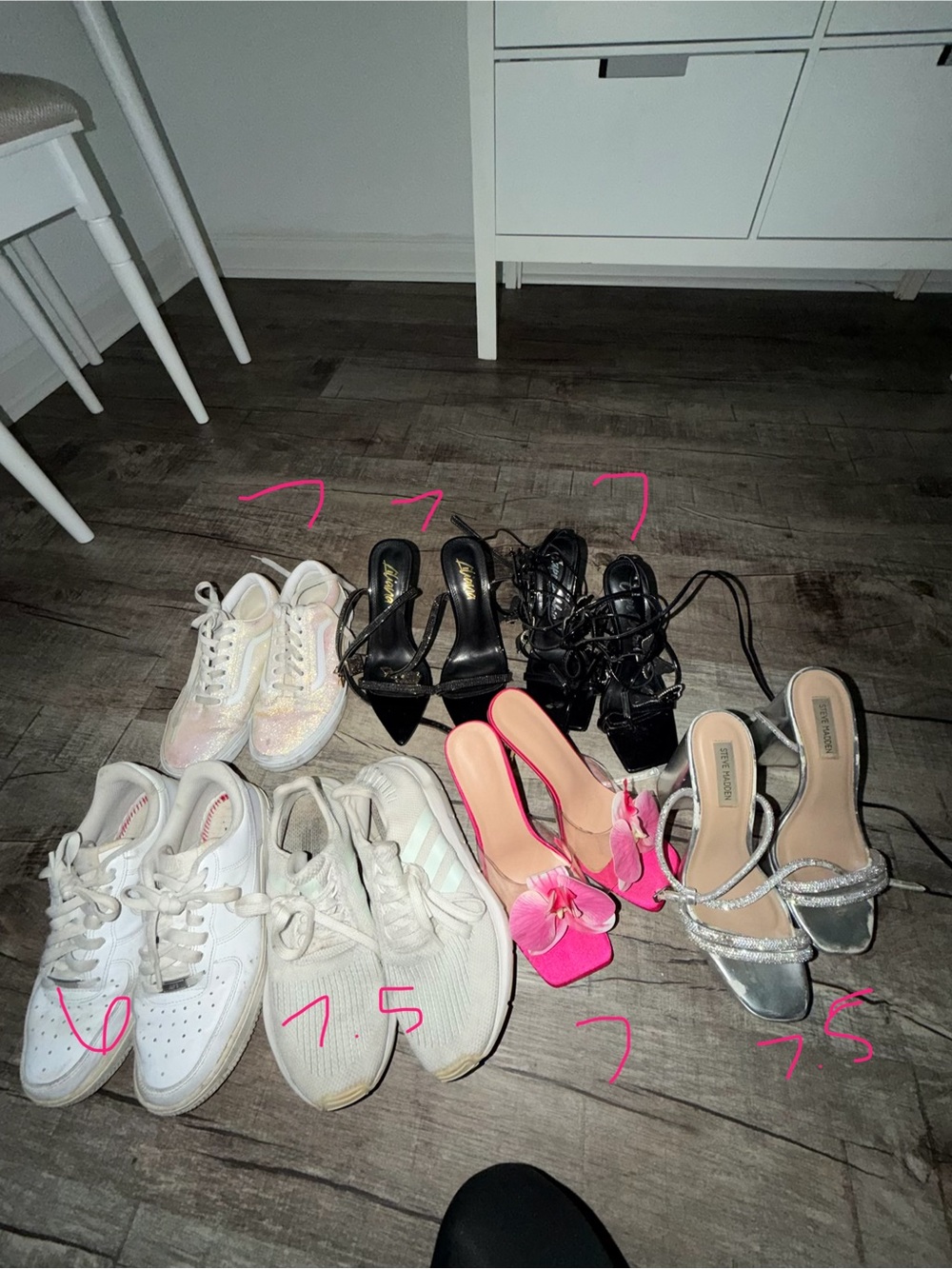 WOMENS SHOES & HEELS